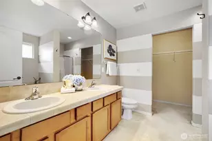 215 196th Pl SW, Bothell, WA 98012 - Photo 22