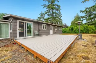 715 Johns Rd E, Parkland, WA 98445 - Photo 14
