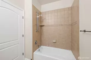 2606 Peach Ct, Port Angeles, WA 98363 - Photo 14