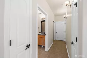 2606 Peach Ct, Port Angeles, WA 98363 - Photo 18