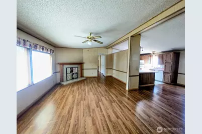 13215 35th Avenue S, Tukwila, WA 98168 - Photo 4