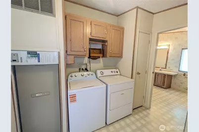 13215 35th Avenue S, Tukwila, WA 98168 - Photo 16