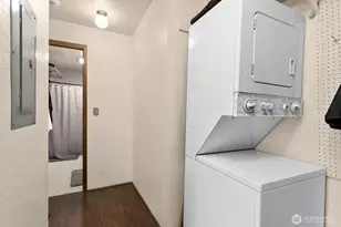 2031 NW 59th St, Seattle, WA 98107 - Photo 20