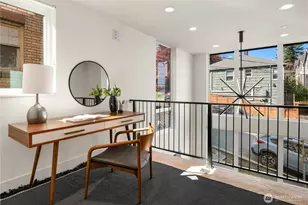 755 Hayes St, Seattle, WA 98109 - Photo 14