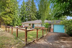 11954 Exeter Ave NE, Seattle, WA 98125 - Photo 2