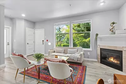 16125 Juanita Woodinville Way NE #403, Bothell, WA 98011 - Photo 2