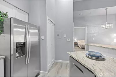 16125 Juanita Woodinville Way NE #403, Bothell, WA 98011 - Photo 10