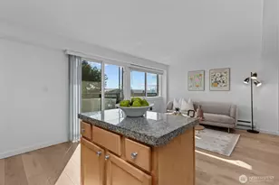 1601 Taylor Ave N, Seattle, WA 98109 - Photo 12