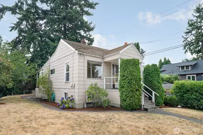 9002 2nd Avenue NE, Seattle, WA 98115 - Photo 4