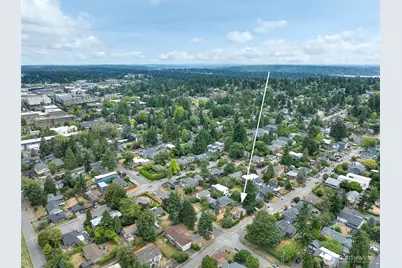 9002 2nd Avenue NE, Seattle, WA 98115 - Photo 34