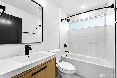 8451 18th Avenue SW, Seattle, WA 98106 - Photo 26