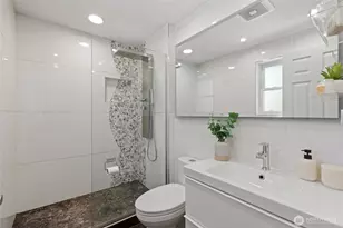 12938 NE 136th Pl, Kirkland, WA 98034 - Photo 16