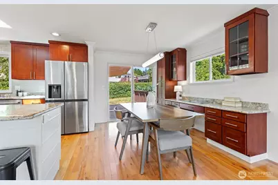 12938 NE 136th Place, Kirkland, WA 98034 - Photo 6