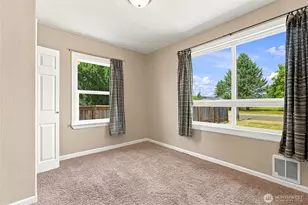 1016 E 61st St, Tacoma, WA 98404 - Photo 16