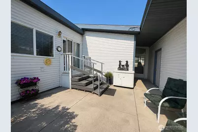 2240 W Broadway Avenue #201, Moses Lake, WA 98837 - Photo 4