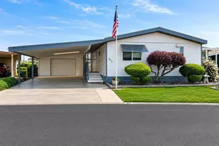 2240 W Broadway Ave, Moses Lake, WA 98837 - Photo 1