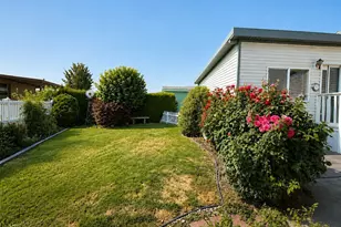 2240 W Broadway Ave, Moses Lake, WA 98837 - Photo 16