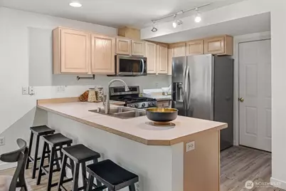 2220 S 336th Street #404, Federal Way, WA 98003 - Photo 12