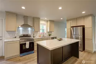70 E Panorama Dr, Shelton, WA 98584 - Photo 4
