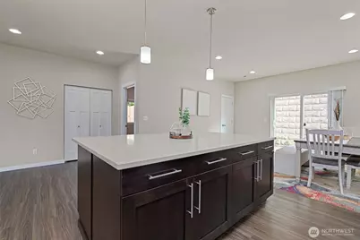 22517 41st Drive SE, Bothell, WA 98021 - Photo 8