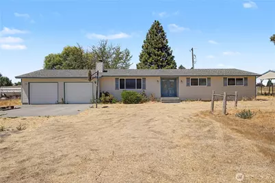 2027 W Atkinson Road, Othello, WA 99344 - Photo 1