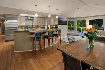 3135 Hunts Point Circle, Hunts Point, WA 98004 - Photo 12
