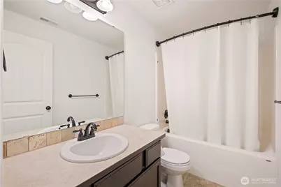 21011 SE 39th Dr, Bothell, WA 98021 - Photo 22