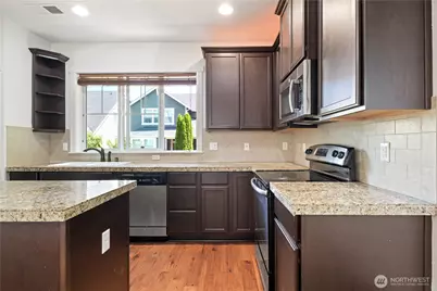 21011 SE 39th Dr, Bothell, WA 98021 - Photo 6