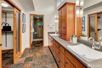 910 6th Place S, Kirkland, WA 98033 - Photo 24