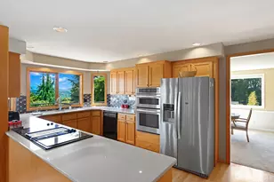 19004 64th Ave NE, Kenmore, WA 98028 - Photo 6