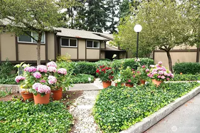 4725 176th Street SW #H6, Lynnwood, WA 98037 - Photo 1