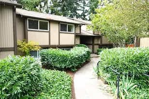 4725 176th St SW, Lynnwood, WA 98037 - Photo 2