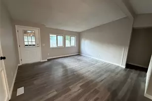 11417 124th St Ct E, Puyallup, WA 98374 - Photo 2