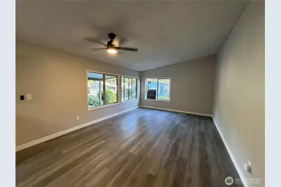 11417 124th Street Ct E #116, Puyallup, WA 98374 - Photo 6