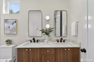 11737 40th Ave NE, Seattle, WA 98125 - Photo 10
