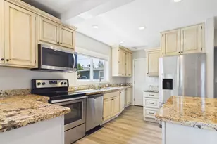 2906 16th St, Everett, WA 98201 - Photo 10
