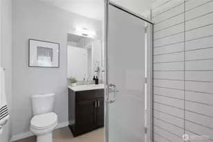8605 21st Pl NE, Seattle, WA 98115 - Photo 16