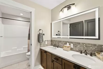 20126 SE 308th Street, Kent, WA 98042 - Photo 24