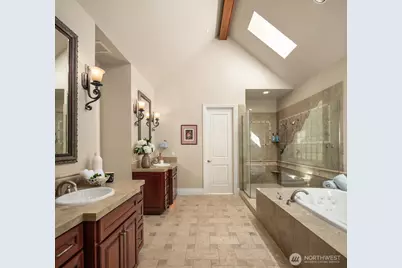13266 NE 47th Street, Bellevue, WA 98005 - Photo 24