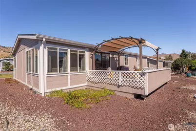 1307 Glacier Place #65, Wenatchee, WA 98801 - Photo 12