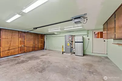 2127 NW 99th Street, Seattle, WA 98117 - Photo 30