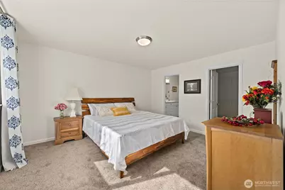 7913 Ayer Street SE, Olympia, WA 98501 - Photo 18