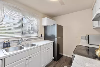 12906 8th Avenue W #F102, Everett, WA 98204 - Photo 10