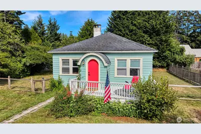 610 Calhoun Drive, Point Roberts, WA 98281 - Photo 2
