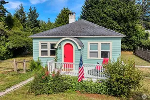 610 Calhoun Dr, Point Roberts, WA 98281 - Photo 2