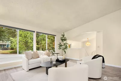 13012 SE 47th Street, Bellevue, WA 98006 - Photo 8
