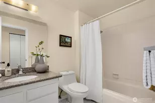 13012 SE 47th St, Bellevue, WA 98006 - Photo 22