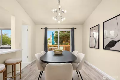 13012 SE 47th Street, Bellevue, WA 98006 - Photo 10
