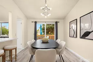 13012 SE 47th St, Bellevue, WA 98006 - Photo 10