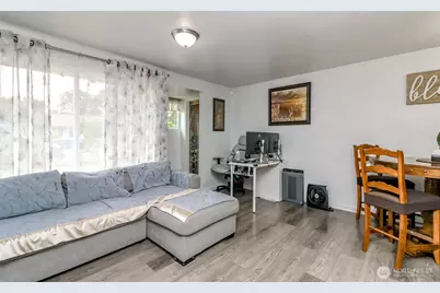 1425 118th Street S, Tacoma, WA 98444 - Photo 4